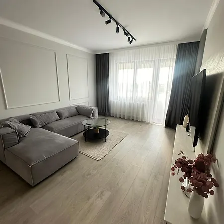Sunset View Apartment Bucharest
