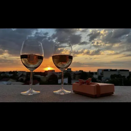 Sunset View Boekarest